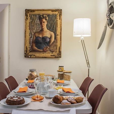 Baru In Chiaia Bed & Breakfast Naples Exterior photo