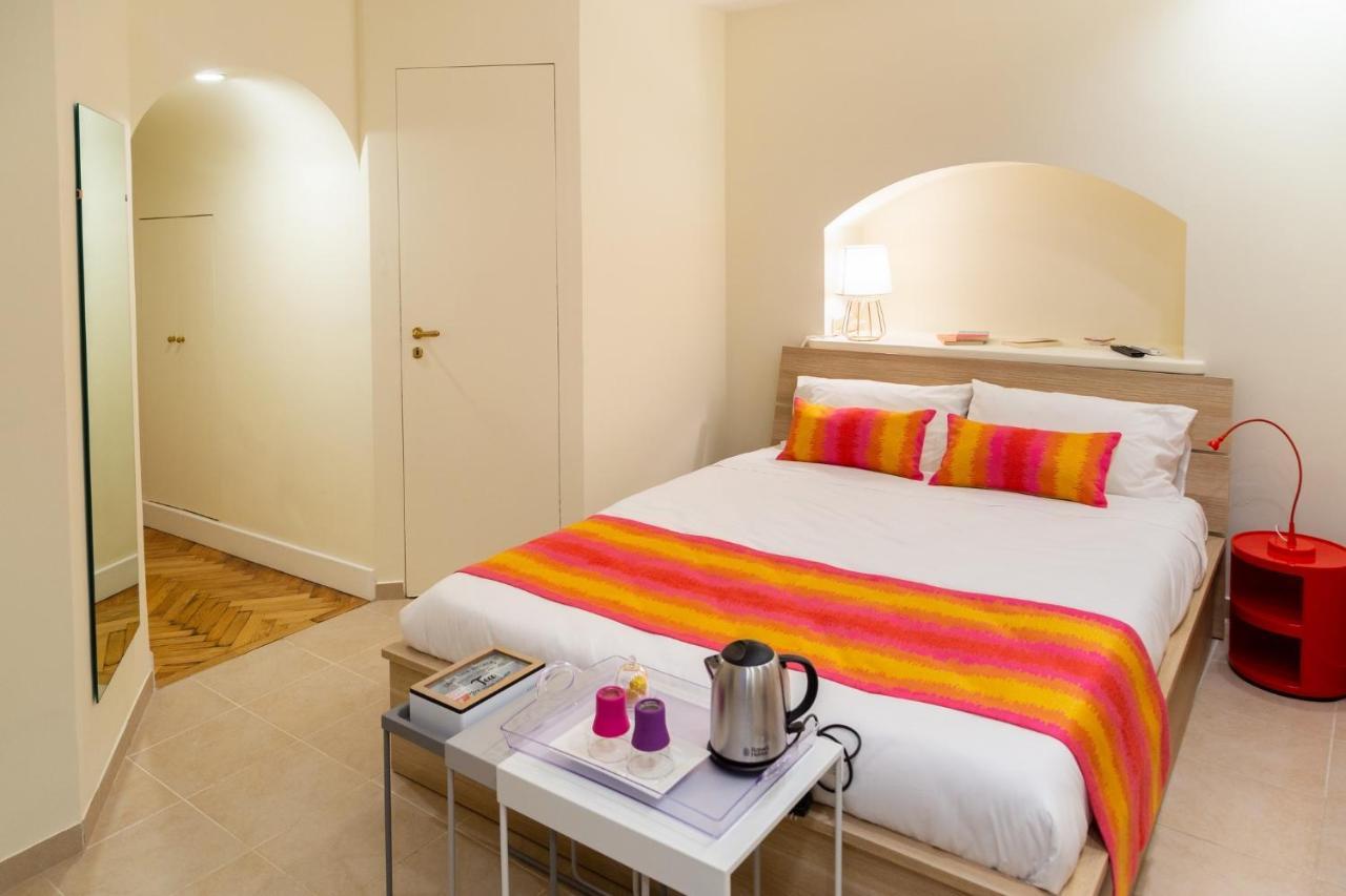 Baru In Chiaia Bed & Breakfast Naples Exterior photo